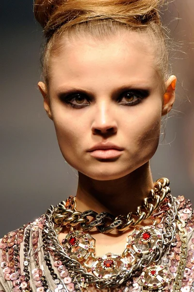 Look 71